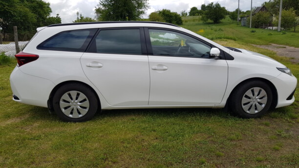 Toyota Auris II (E180) · Рестайлинг, 2017 г.