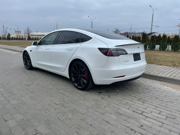 Tesla Model 3, 2020 г.