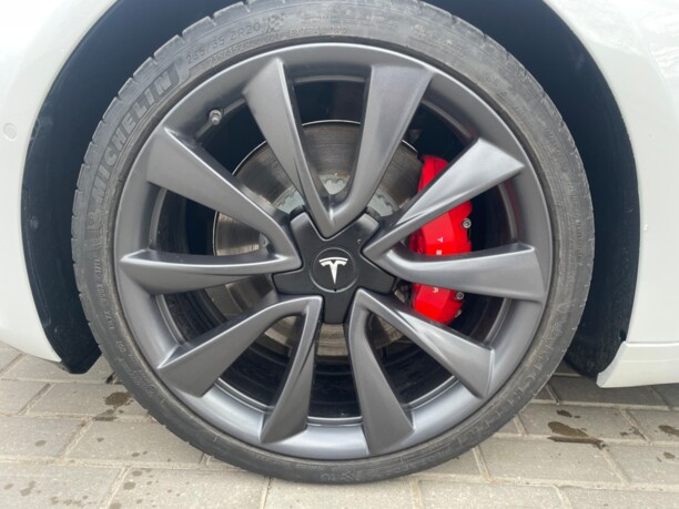 Tesla Model 3, 2020 г.