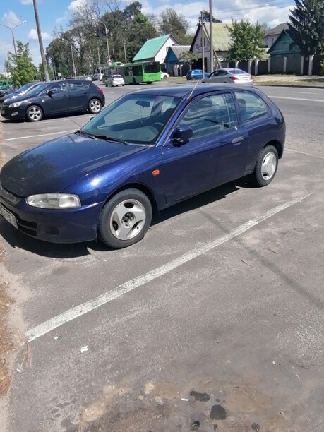 Mitsubishi Colt V, 1998 г.