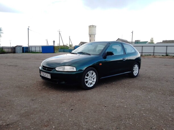 Mitsubishi Colt V, 1998 г.