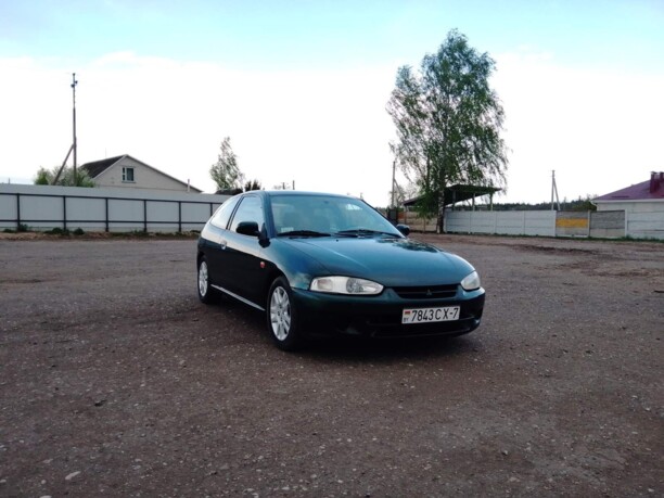 Mitsubishi Colt V, 1998 г.