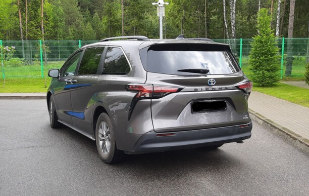 Toyota Sienna IV (XL40), 7 мест, 2021 г.
