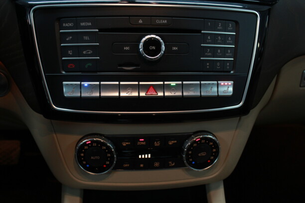 Mercedes-Benz GLS X166, 7 мест, 2017 г.