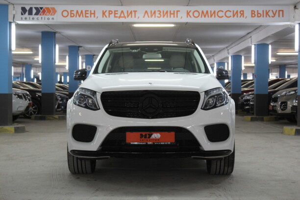 Mercedes-Benz GLS X166, 7 мест, 2017 г.