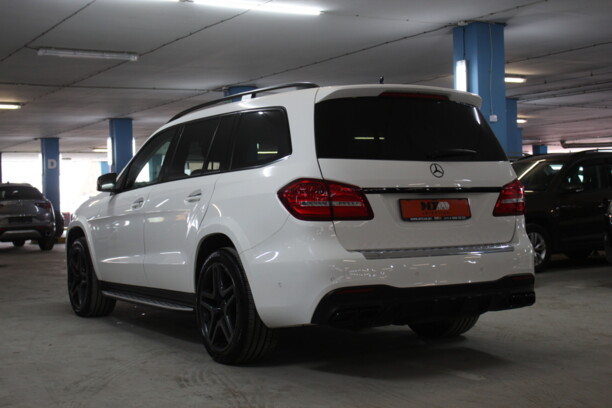 Mercedes-Benz GLS X166, 7 мест, 2017 г.