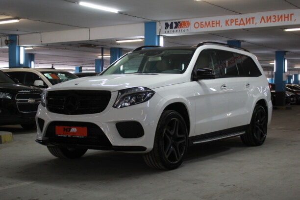 Mercedes-Benz GLS X166, 7 мест, 2017 г.