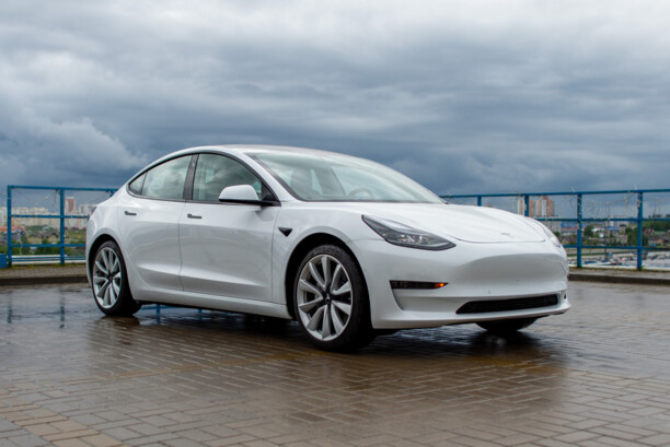 Tesla Model 3, 2021 г.