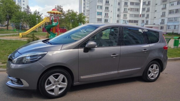 Renault Grand Scenic III · 2-й рестайлинг, 7 мест, 2015 г.