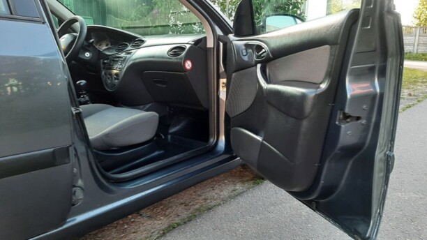 Ford Focus I · Рестайлинг, 2004 г.