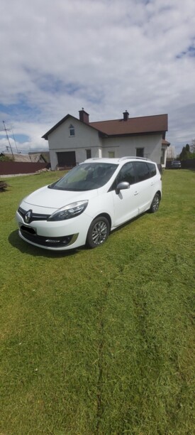 Renault Grand Scenic III · 2-й рестайлинг, 7 мест, 2013 г.