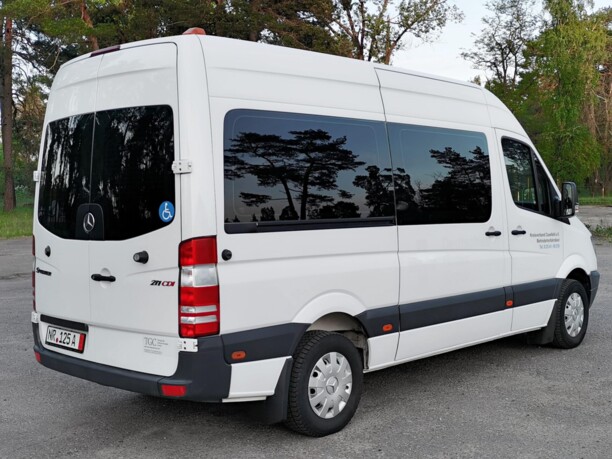 Mercedes-Benz Sprinter Легковой , 2011 г.