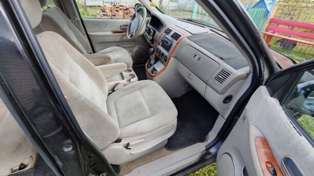 Kia Carnival I · Рестайлинг, 7 мест, 2005 г.
