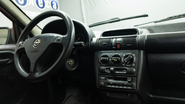 Opel Corsa B, 1999 г.