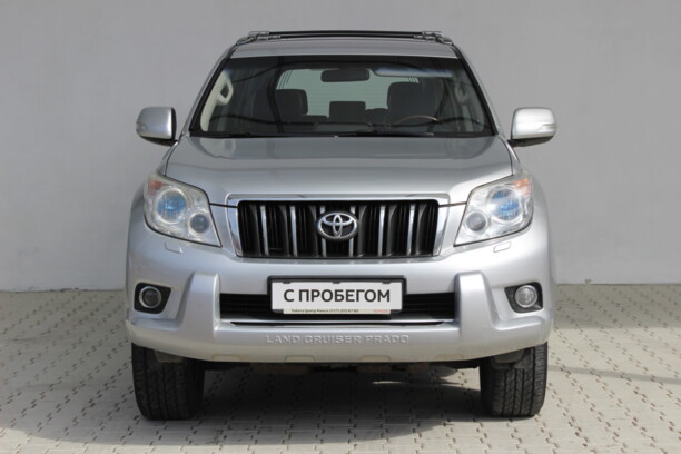 Toyota Land Cruiser Prado J150, 7 мест, 2010 г.