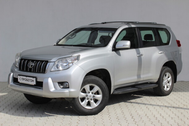 Toyota Land Cruiser Prado J150, 7 мест, 2010 г.