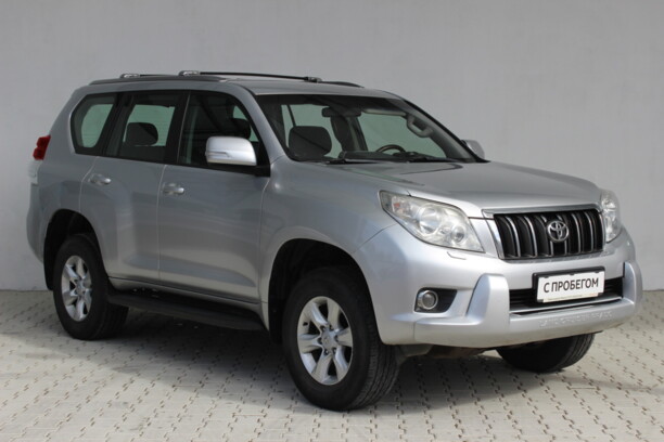 Toyota Land Cruiser Prado J150, 7 мест, 2010 г.
