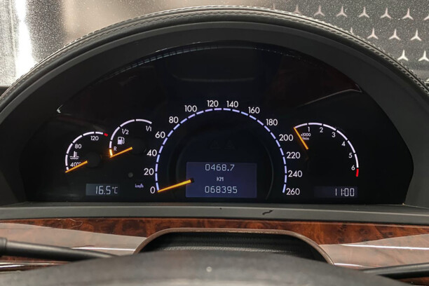 Mercedes-Benz S-Класс W220, 2001 г.