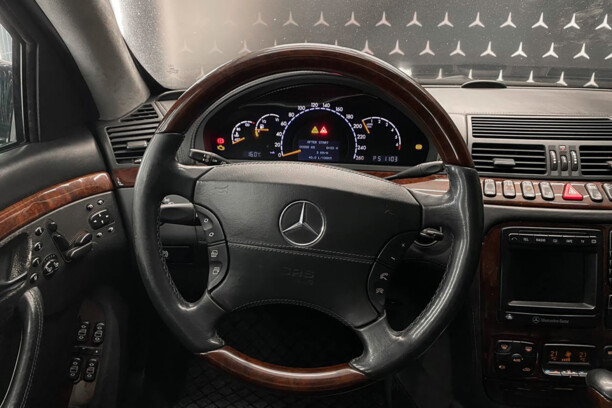 Mercedes-Benz S-Класс W220, 2001 г.