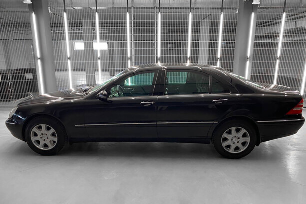 Mercedes-Benz S-Класс W220, 2001 г.