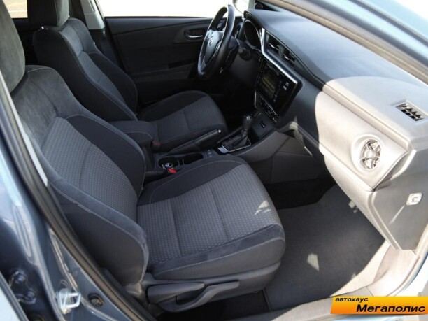 Toyota Auris II (E180) · Рестайлинг, 2017 г.