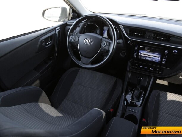 Toyota Auris II (E180) · Рестайлинг, 2017 г.