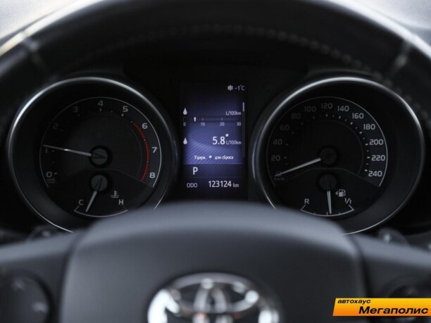 Toyota Auris II (E180) · Рестайлинг, 2017 г.
