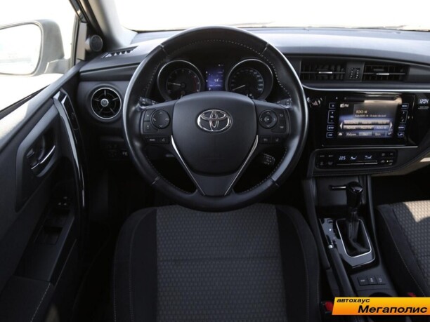 Toyota Auris II (E180) · Рестайлинг, 2017 г.