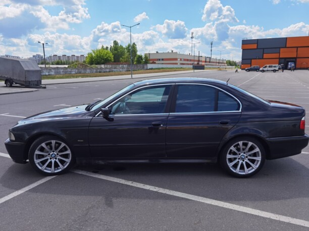 BMW 5 серия E39, 2002 г.