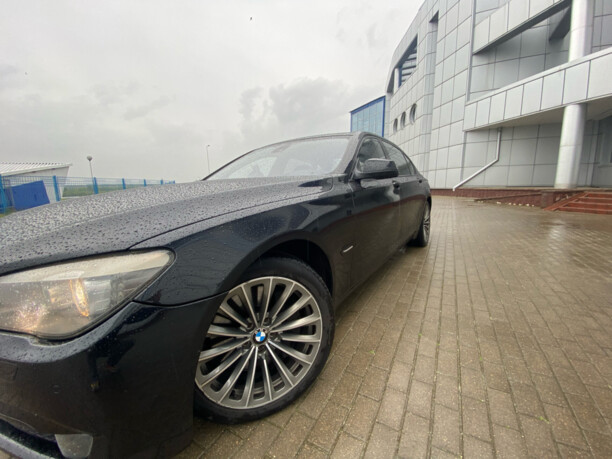 BMW 7 серия F02 (Long), 2009 г.