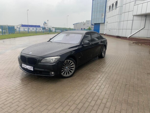 BMW 7 серия F02 (Long), 2009 г.