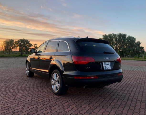Audi Q7 4L, 7 мест, 2007 г.