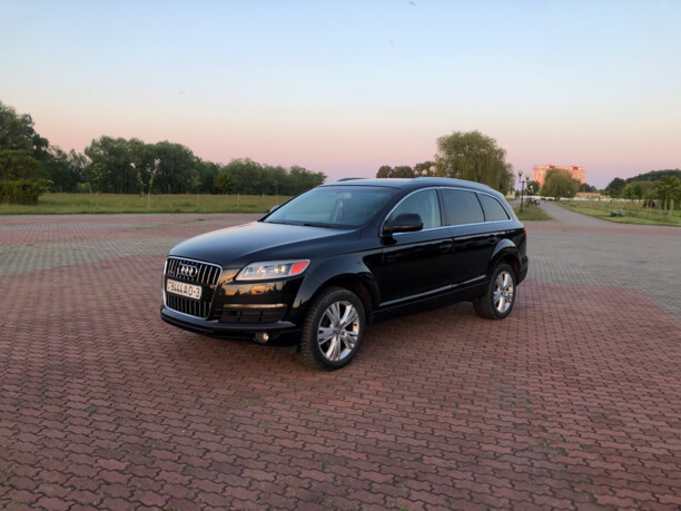 Audi Q7 4L, 7 мест, 2007 г.