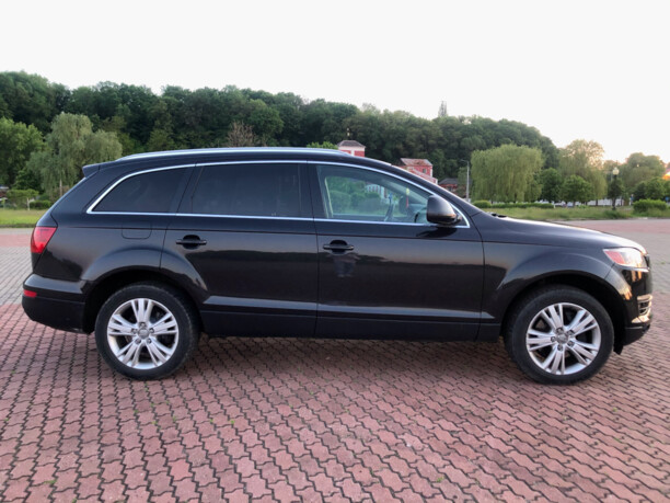 Audi Q7 4L, 7 мест, 2007 г.