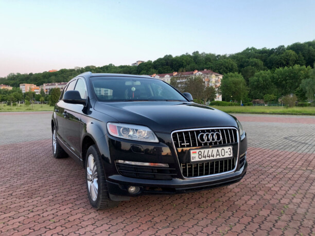 Audi Q7 4L, 7 мест, 2007 г.