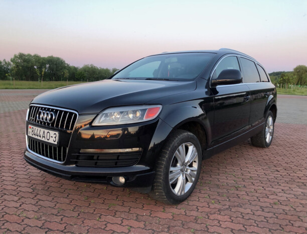 Audi Q7 4L, 7 мест, 2007 г.