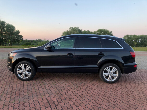 Audi Q7 4L, 7 мест, 2007 г.