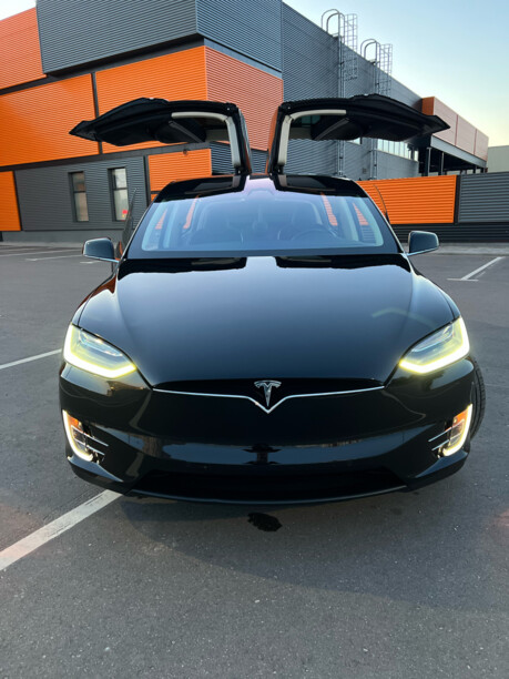 Tesla Model X, 2016 г.