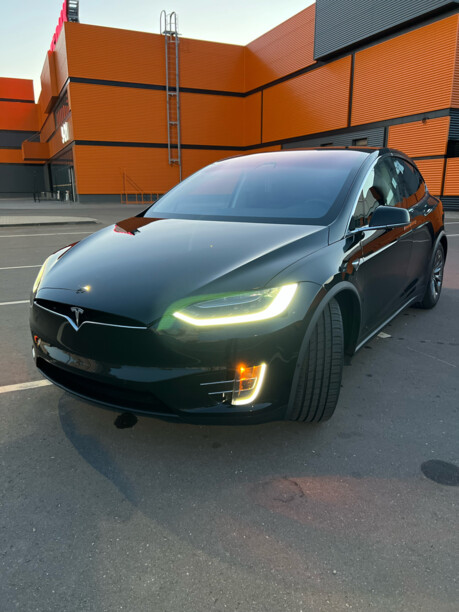Tesla Model X, 2016 г.