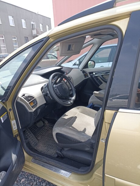 Citroen C4 Grand Picasso I, 7 мест, 2009 г.