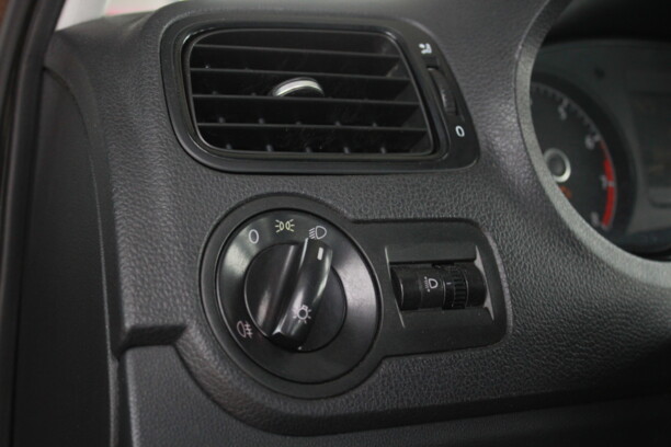 Volkswagen Polo Sedan I · Рестайлинг, 2017 г.