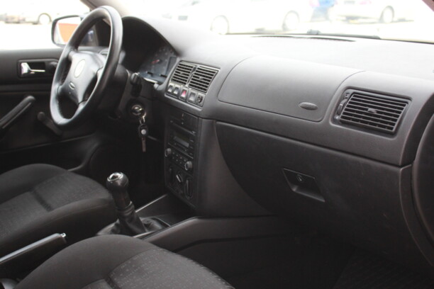 Volkswagen Golf IV, 2003 г.