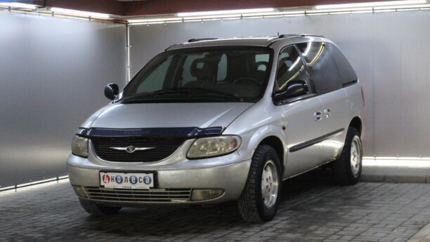 Chrysler Voyager IV, 7 мест, 2002 г.