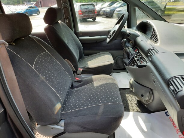 Peugeot 806 221 · Рестайлинг, 7 мест, 1999 г.