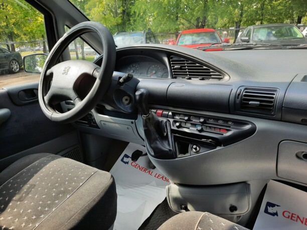 Peugeot 806 221 · Рестайлинг, 7 мест, 1999 г.