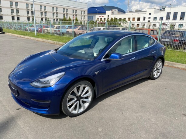 Tesla Model 3, 2019 г.