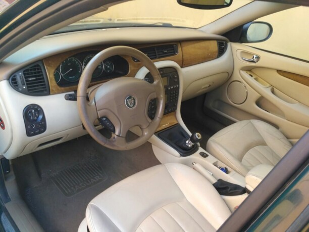 Jaguar X-Type, 2001 г.