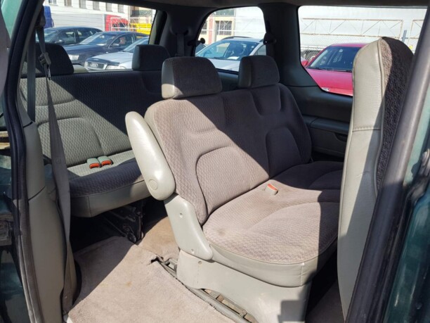 Dodge Caravan III, 7 мест, 1998 г.