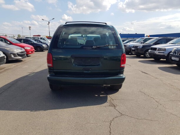 Dodge Caravan III, 7 мест, 1998 г.