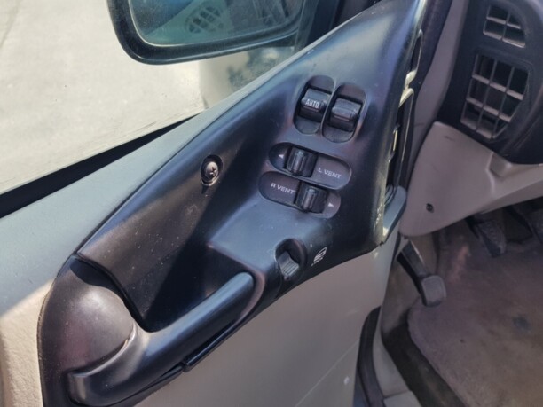 Dodge Caravan III, 7 мест, 1998 г.